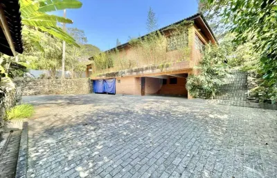 Casa com 5 quartos à venda na Rua São Judas Tadeu, --, Vila Santo Antônio, Cotia