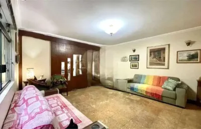 Casa com 3 quartos à venda na Rua das Camélias, --, Mirandópolis, São Paulo