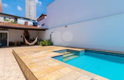 Casa com 3 quartos à venda na Rua da Contagem, --, Saúde, São Paulo