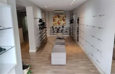 Sobrado comercial com 8 salas, em avenida privilegiada, na região da barra funda, perto do metrô