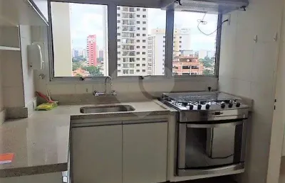 Ótima localização, próximo à supermercados, restaurantes, comércio em geral, bancos, ao aeroporto..