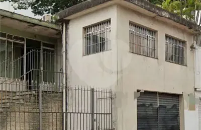 Sobrado na aclimação, são paulo sp -próximo ao parque da aclimação - requer reformas! terreno 300 m2 e 200 m2 uteis