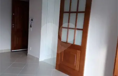 Excelente apartamento de 72m² reformado, bem localizado no itaim bibi
