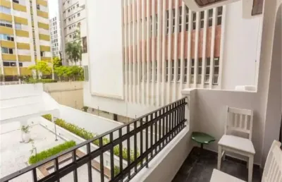 Localizado na melhor quadra da rua oscar freire, este apartamento é simplesmente incrível!