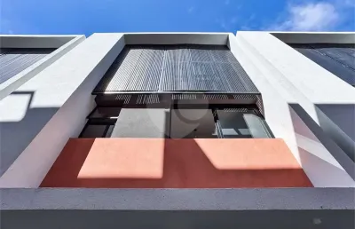Townhouse em condomínio fechado na vila madalena, recém entregue 225m2 3 dormitórios 1 suíte 2 vagas