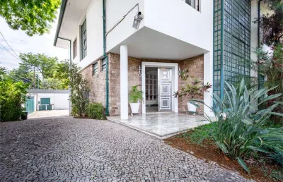 Casa com 5 quartos à venda na Avenida Brasil, --, Jardim América, São Paulo
