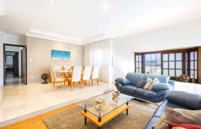 Casa com 3 quartos à venda na Avenida Nhandu, --, Planalto Paulista, São Paulo