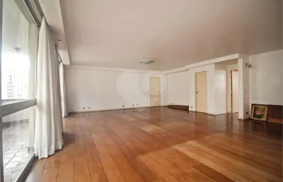 Lindo apartamento 3 dormitórios, sendo 1 suite e 2 vagas