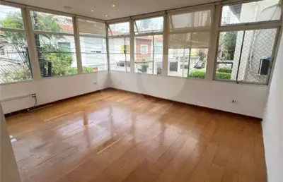 Casa comercial para alugar na Rua Doutor Alceu de Campos Rodrigues, --, Vila Nova Conceição, São Paulo