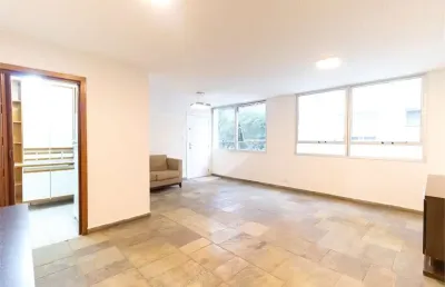 Apartamento com 03 dormitórios na alameda casa branca