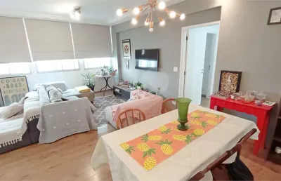 Apartamento com 107m² 3 quartos, 1 suíte, reformado com ar condicionado 2 vagas e piscina