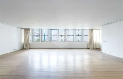 Amplo apartamento em excelente localização, no coração dos jardins