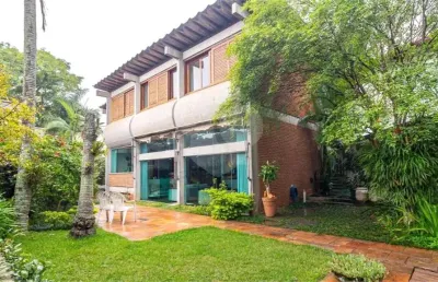 Casa com 4 quartos no pacaembú , icone da arquiitetura moderna