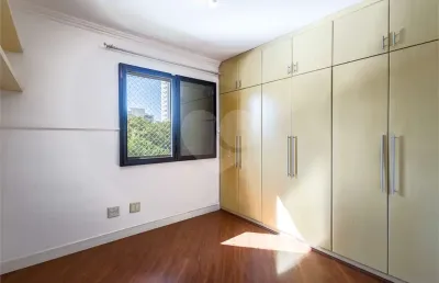 Apartamento com 3 quartos à venda na Rua João Álvares Soares, --, Campo Belo, São Paulo