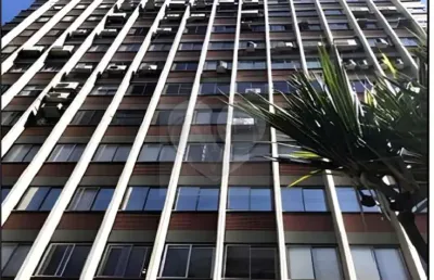 Conjunto comercial com 492 m² tendo 8 vagas de garagem no itaim bibi para investimento.