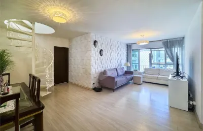 Cobertura duplex 4 dormitórios 1 suite, 2 vagas, 216 m², fora da rota dos aviões, em moema índios.
