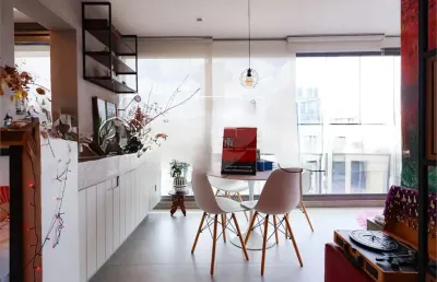 Apartamento com 2 quartos para alugar na Avenida Rouxinol, --, Moema, São Paulo