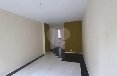 Apartamento para venda nos jardins, com 91,32m², 2 dormitórios sendo 1 suíte com closet e sacada. sala 2 ambientes, 1 vaga.