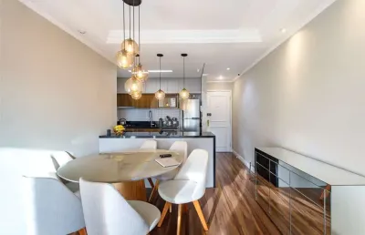Apartamento à venda com 80m², 3 dormitórios, 2 vagas, varanda e lazer completo em moema pássaros