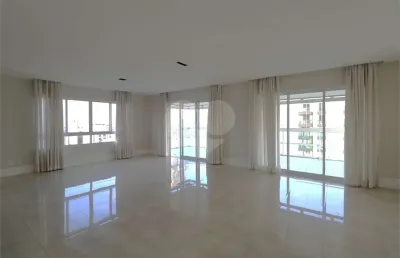 Moema - ótimo apartamento próximo ao colégio catamarã