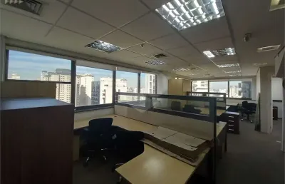 Sala comercial para alugar na Rua Haddock Lobo, --, Jardim América, São Paulo