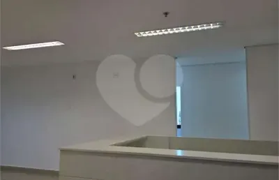 Sala comercial à venda na Avenida Vereador José Diniz, --, Santo Amaro, São Paulo