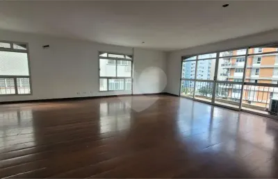 Apartamento em higienópolis com 3 suítes e 3 vagas próximo ao shopping