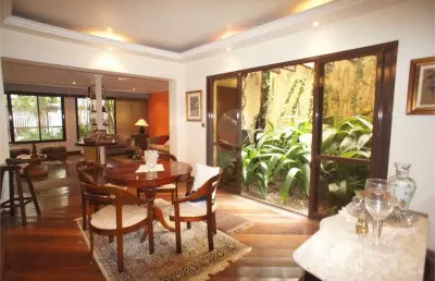 Casa com 3 quartos para alugar na Rua do Ceuta, --, Jardim Luzitânia, São Paulo