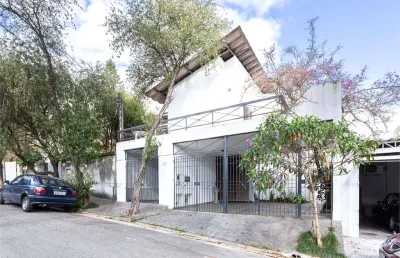 Casa de vila no morumbi com 3 dormitórios, 2 suítes