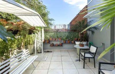 Sobrado à venda com 231 m² sendo 3 dormitórios uma suíte no bairro jardim da saúde.