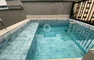 Sobrado tríplex em villaggio com 2 quartos no marapé