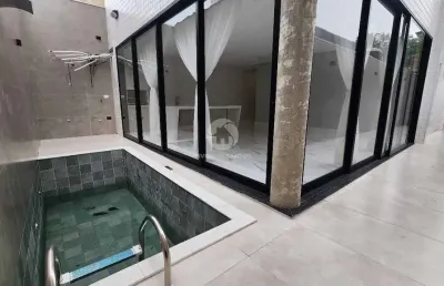 Casa com 3 quartos à venda no Marapé, Santos 