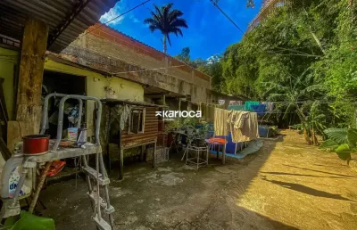 Excelente terreno com 800m²  - com uma casa de 2 qts