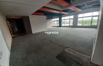 Loja grande e arejada super bem localizada no office park barra da tijuca .
