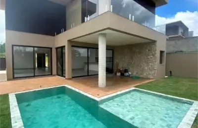 Casa  à venda com 3 quartos, sendo 3 suítes,  no condomínio villas do golf, itu - sp