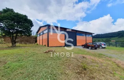 Pavilhão com 330m  localizado na estrada são braz - caxias do sul rs