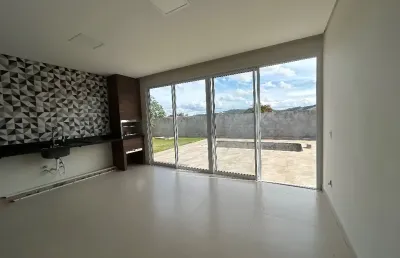 Linda casa a venda em condomínio fechado 510m2 3 suítes ribeirão dos porcos atibaia sp