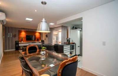 Apartamento 2 quartos, suite e 2 vagas de garagem no centro cívico