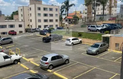 Apartamento 2 quartos, com janelas amplas em excelente localização do novo mundo