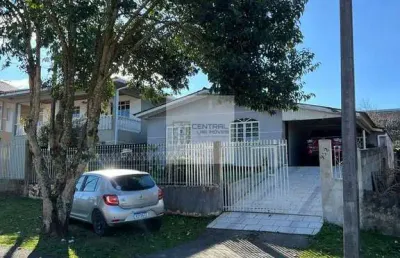 Casa com amplo terreno à venda no bairro: jardim menino deus - quatro barras