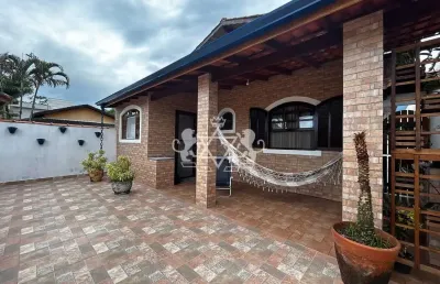 Casa à venda no condomínio portal do patrimonium, 4 dormitorios sendo 1 suíte, area de lazer com ch