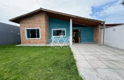 Casa à venda c/2 dorms e piscina a 400m da praia das palmeiras, caraguatatuba, sp