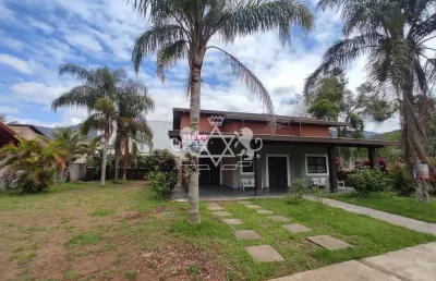 Casa e terreno a venda (2 lotes foram unificados), condomínio fechado, frente mar, portal patrimoni