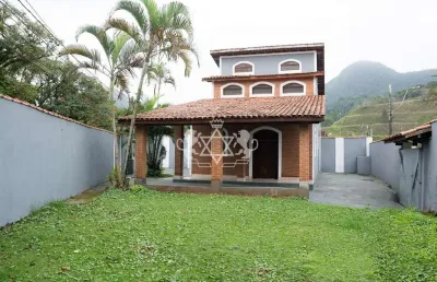 Ótima oportunidade de imóvel à venda para morar ou investir c/ 380 m2 no bairro da martim de sá em