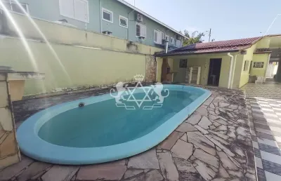 Casa com ótima localização martin de sá com 4 dormitórios, 3 suítes, edícula, piscina e 6 vagas de