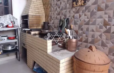 Linda casa com edicula próximo a pista barranco alto, caraguatatuba, sp