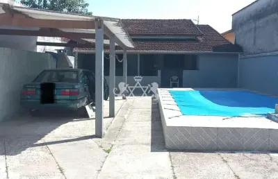 Excelente casa com 2 dorm sendo 1 suíte, com piscina + edícula com entrada independente à venda, ba