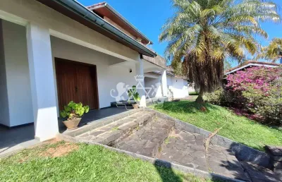 Sobrado à venda próximo a praia localizado excelente  bairro indaiá, caraguatatuba, sp