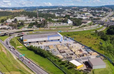 Galpão 7.629 m² - 24 docas - pátio 16.334 m² – embu das artes