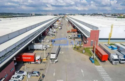 Galpão 1.908 m² - 2 docas – triple a – guarulhos/cumbica